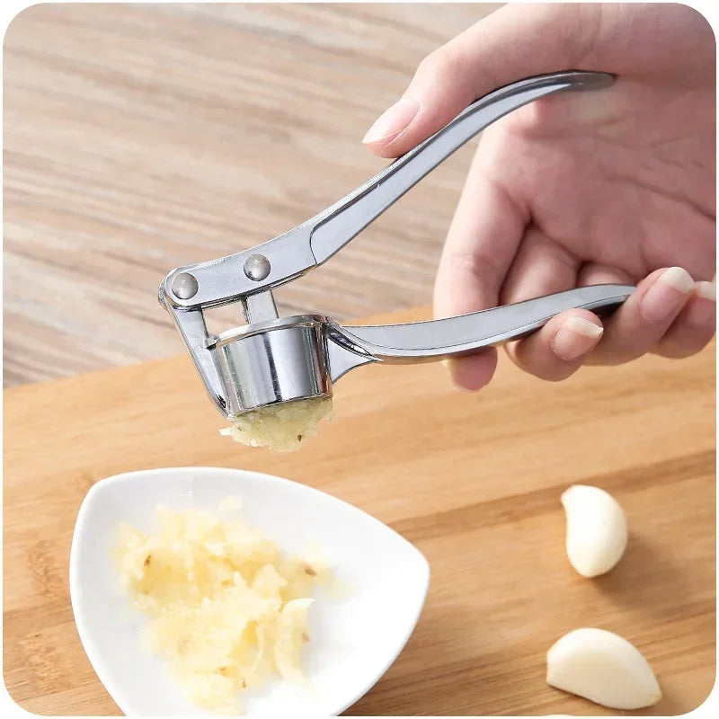 Stainless Steel Garlic Press – Heavy Duty Garlic Crusher Kitchen Tool